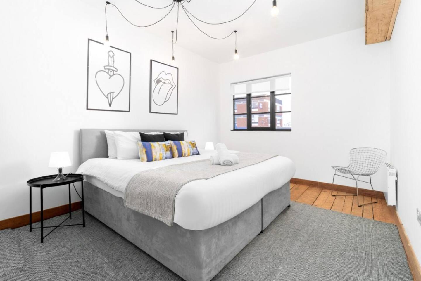 Loft Style Apartment - Near City Centre - Smart Tv- Wifi - Parking - Top Rated - 3Nt Birmingham Luaran gambar